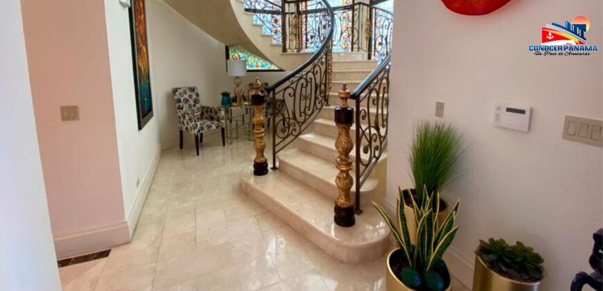 Casa en venta en exclusivo lugar de Panamá